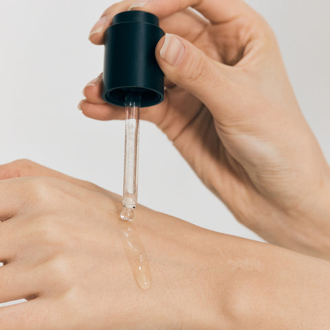 [HEVEBLUE] Black Yuja Bean Skin Booster Serum